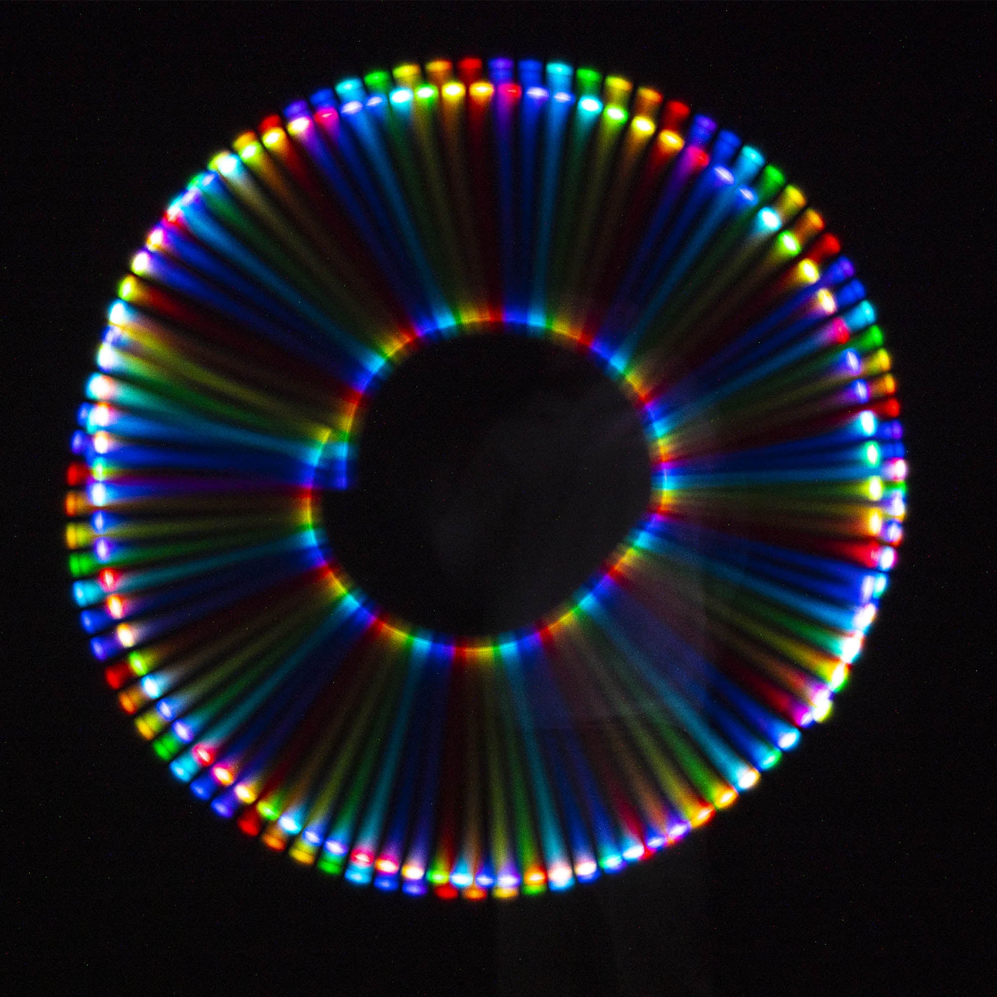 Multicoloured light trail