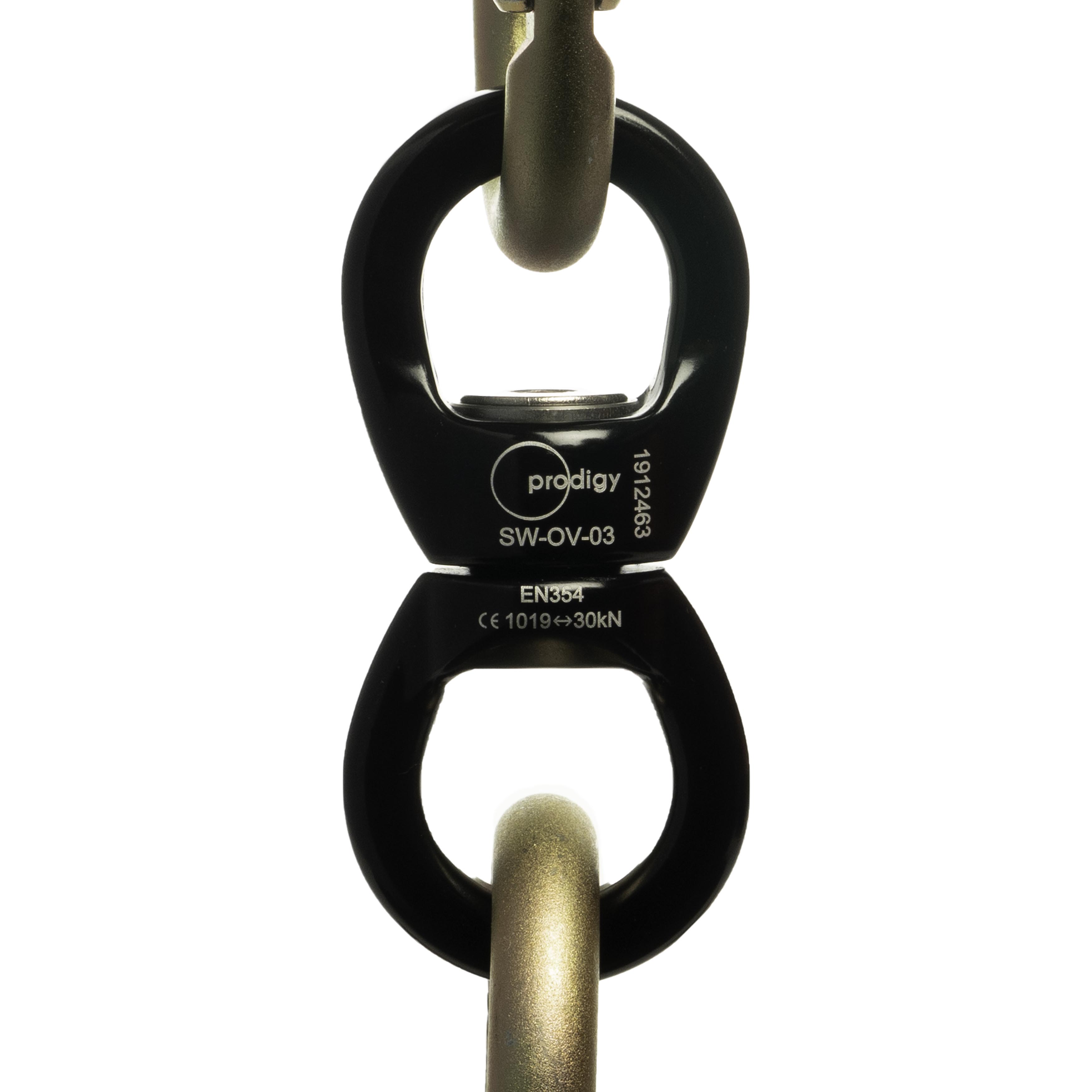 Small prodigy swivel connected to two carabiners